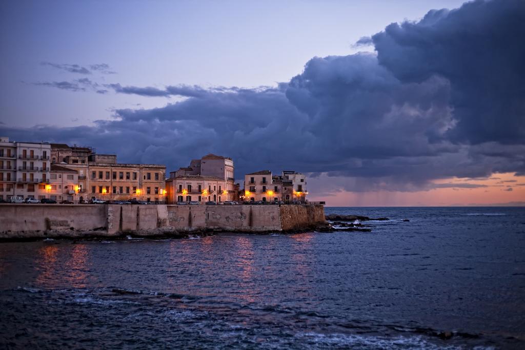 Ortigia Deluxe S.A.L. Villa Syracuse Exterior photo